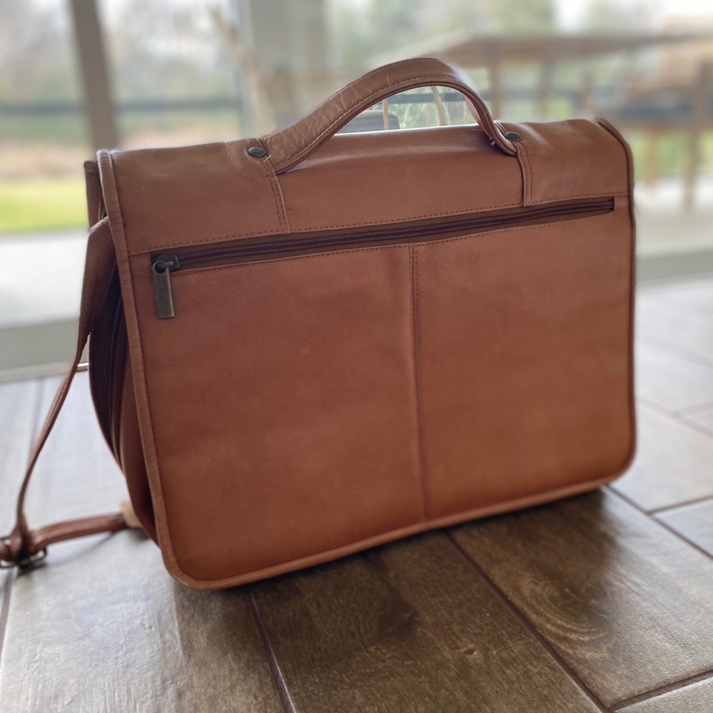 Wilsons Leather Messenger Bag